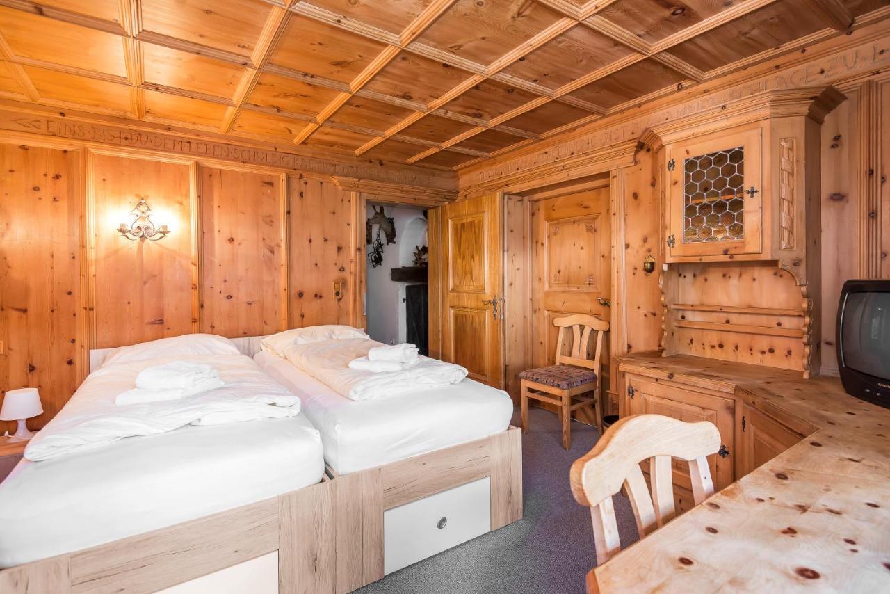 Heart Hotel Talhof Nigg St Anton am Arlberg Eksteriør billede